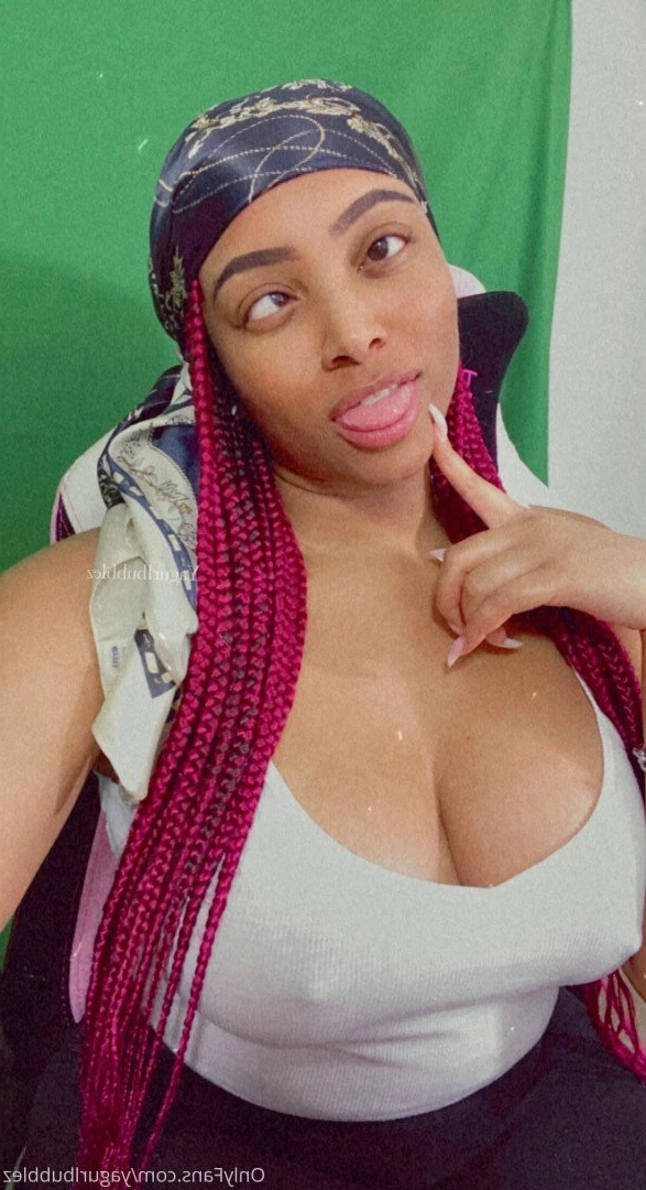 Queen Bubbz [ yagurlbubblez ] Onlyfans leaked photo 4699564 on Hotleaks.tv