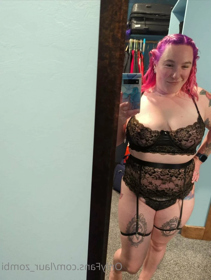 Laur the Kinky Baker [ laur_zombi ] Onlyfans leaked photo 4894978 on Hotleaks.tv