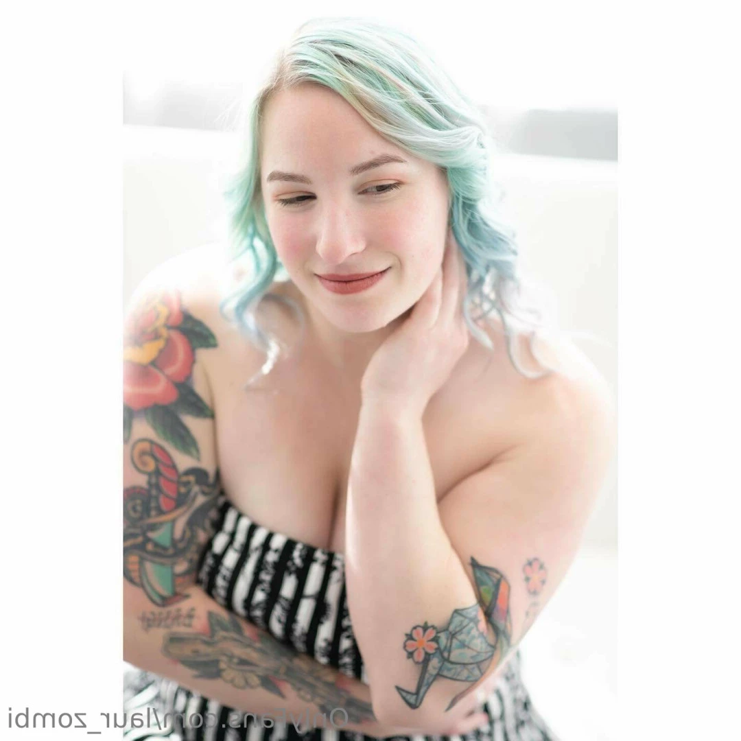 Laur the Kinky Baker [ laur_zombi ] Onlyfans leaked photo 10621644 on Hotleaks.tv