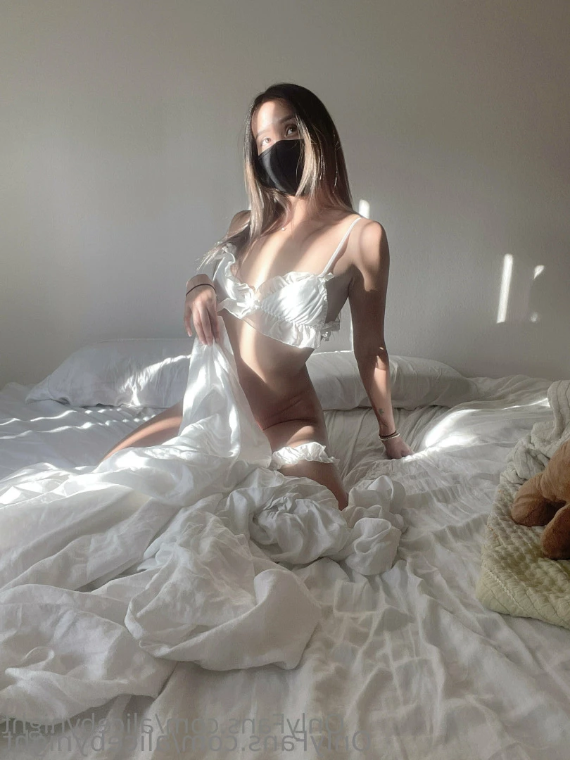 💕Petite Asian e-girl ~ Onlyfans 💕 [ alicebynight ] Onlyfans leaked photo 7413333 on Hotleaks.tv