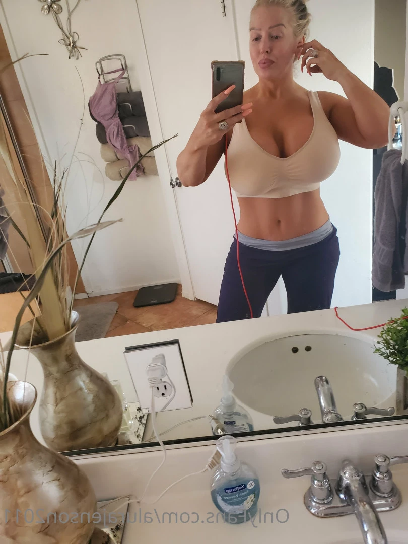 Alura Jenson [ alurajenson2011 ] Onlyfans leaked photo 10568523 on Hotleaks.tv