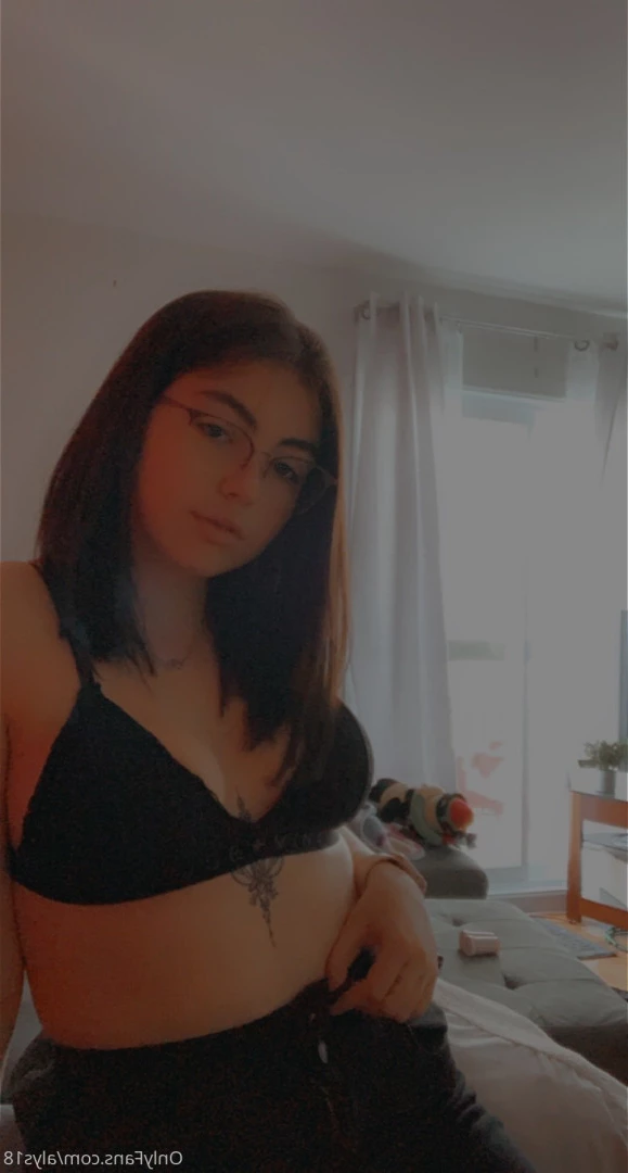 Alyson🥀 [ alys18 ] Onlyfans leaked photo 7652652 on Hotleaks.tv