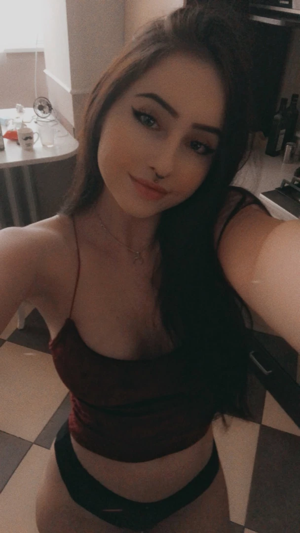 Anastasiia [ anastasiia_mut ] Onlyfans leaked photo 7640506 on Hotleaks.tv