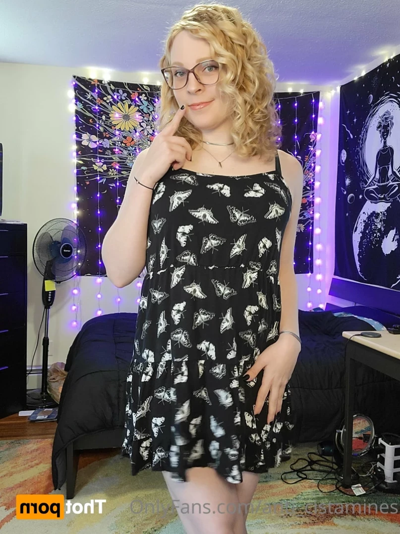 April [ anti_cistamines ] Onlyfans leaked photo 15389689 on Hotleaks.tv