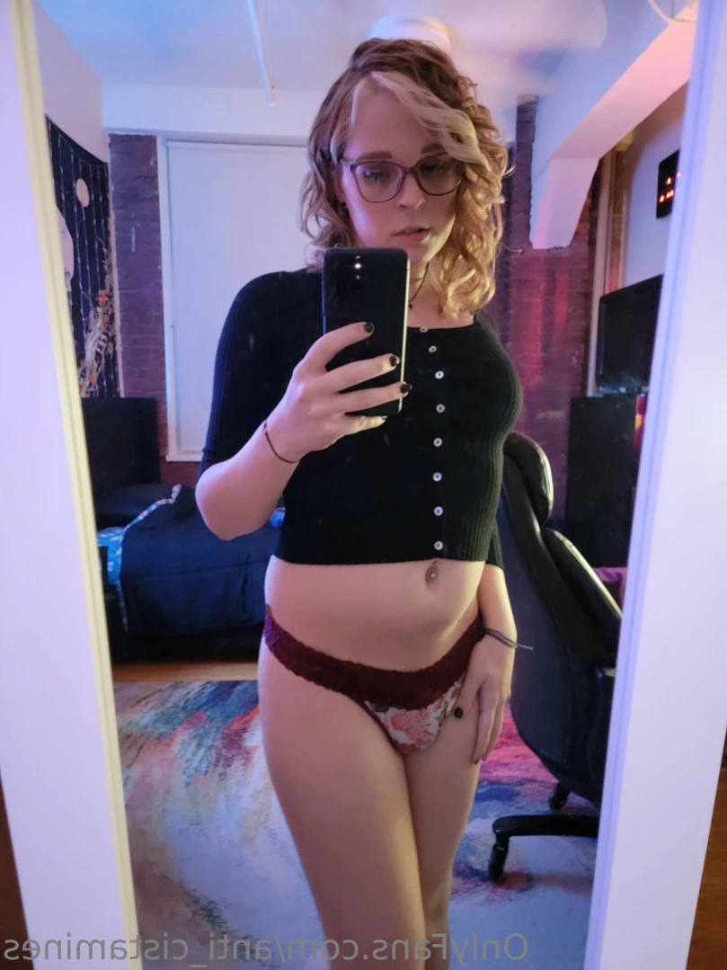 April [ anti_cistamines ] Onlyfans leaked photo 16299213 on Hotleaks.tv