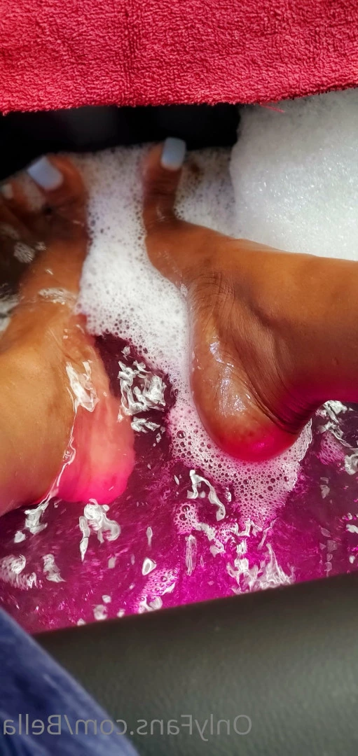 Bella [ arabellaseroticpoetry ] Onlyfans leaked photo 7715577 on Hotleaks.tv