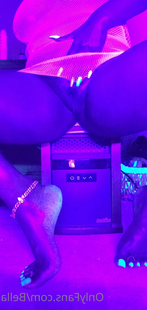 Bella [ arabellaseroticpoetry ] Onlyfans leaked photo 7715984 on Hotleaks.tv