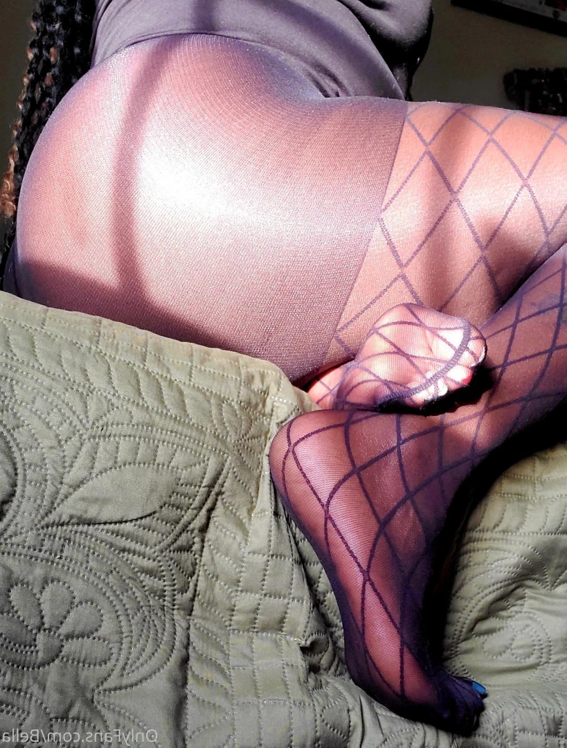 Bella [ arabellaseroticpoetry ] Onlyfans leaked photo 7717394 on Hotleaks.tv