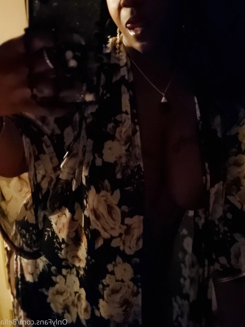 Bella [ arabellaseroticpoetry ] Onlyfans leaked photo 7717435 on Hotleaks.tv