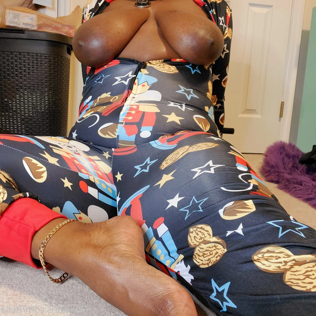 Bella [ arabellaseroticpoetry ] Onlyfans leaked photo 7717960 on Hotleaks.tv
