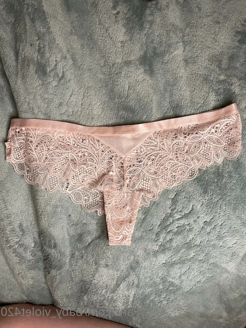 ✨BABY VIOLET✨ FREE DICK RATE✨ [ baby_violet420 ] Onlyfans leaked photo 6527627 on Hotleaks.tv
