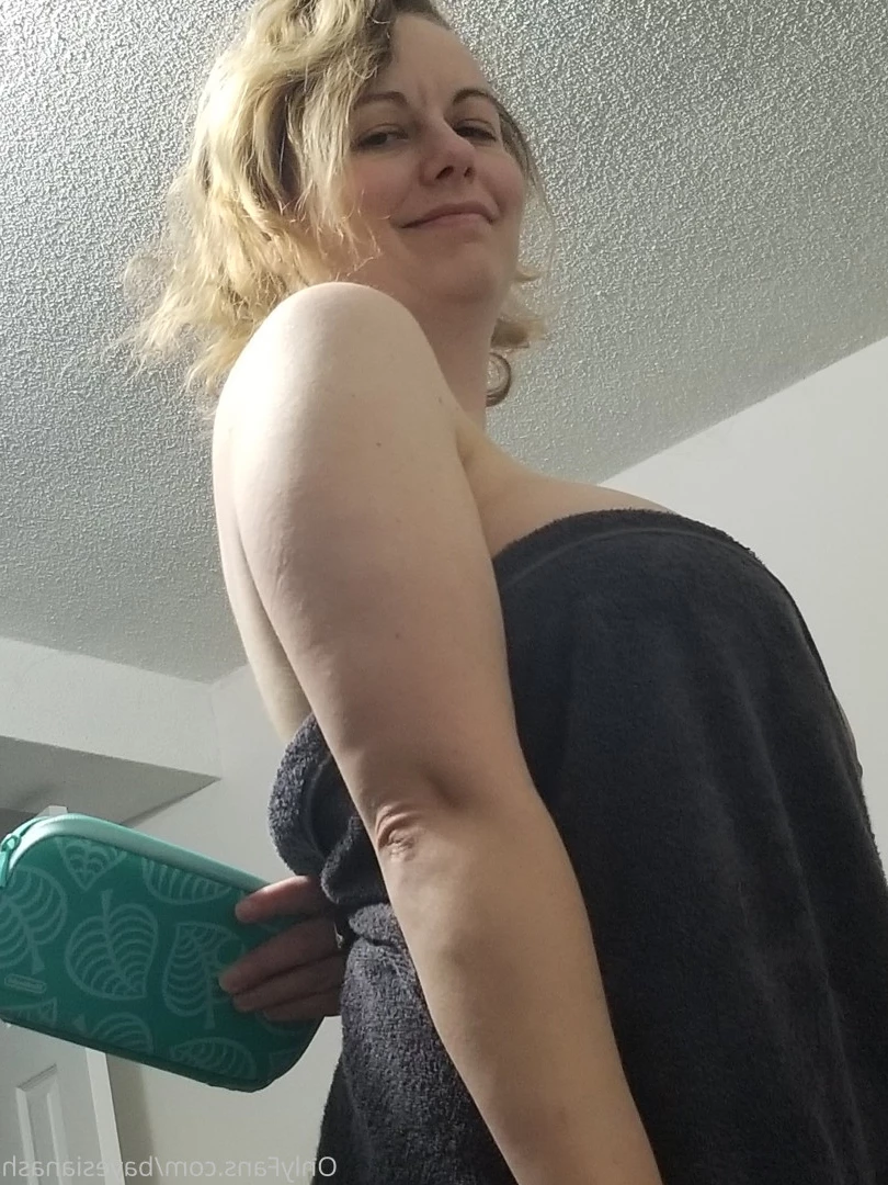 Bayesia Nash [ bayesianash ] Onlyfans leaked photo 10597734 on Hotleaks.tv