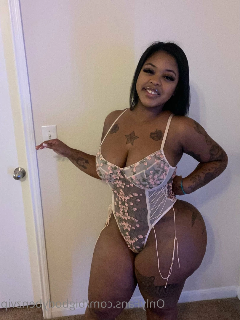 Your princess [ bigbodybenzvip ] Onlyfans leaked photo 9301027 on Hotleaks.tv