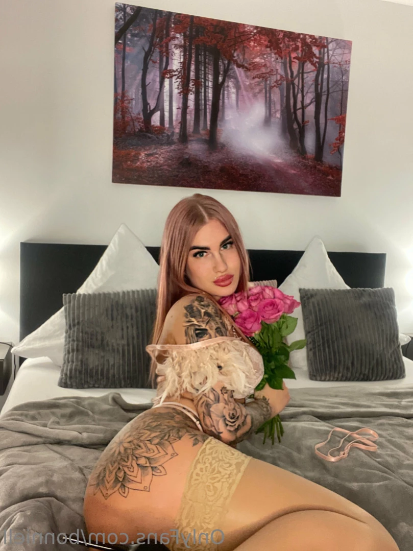 bonniell Onlyfans leaked photo 14168668 on Hotleaks.tv