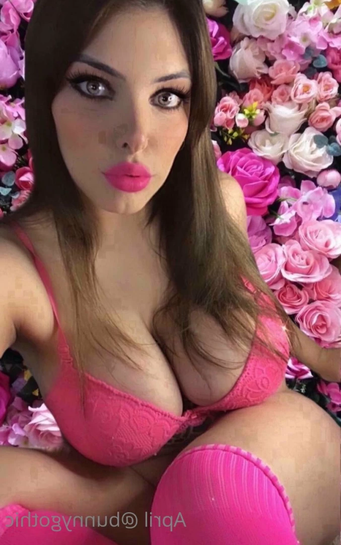 𝑨𝒑𝒓𝒊𝒍 𝑮𝒐𝒕𝒉 [ bunnygothic ] Onlyfans leaked photo 10729464 on Hotleaks.tv