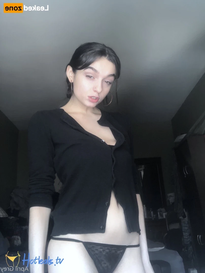 𝑨𝒑𝒓𝒊𝒍 𝑮𝒐𝒕𝒉 [ bunnygothic ] Onlyfans leaked photo 15880705 on Hotleaks.tv