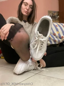 9299318