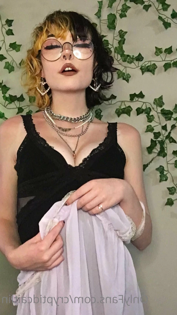 c a i t l i n [ cryptidcaitlin ] Onlyfans leaked photo 7194297 on Hotleaks.tv