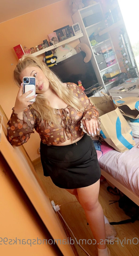 TonguequeenDeeFree [ diamondsparks99free ] Onlyfans leaked photo 7516075 on Hotleaks.tv