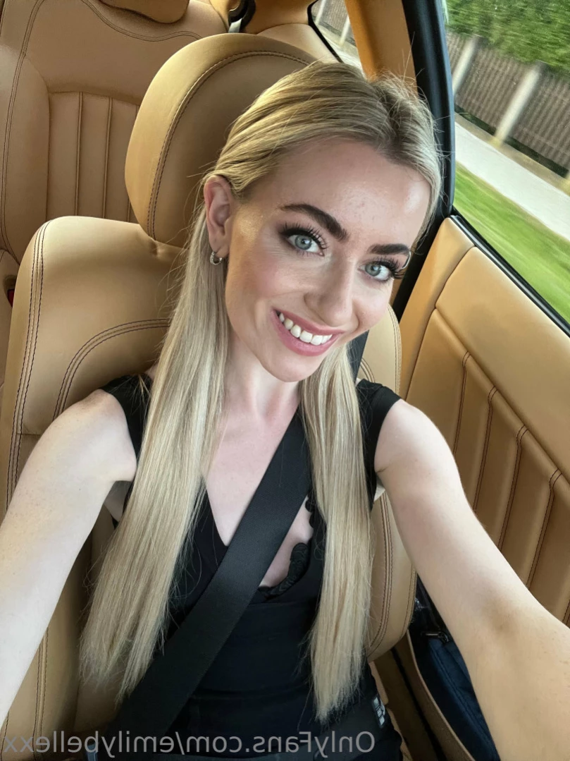 Emily Bellexx [ emilybellexx ] Onlyfans leaked photo 11048435 on Hotleaks.tv
