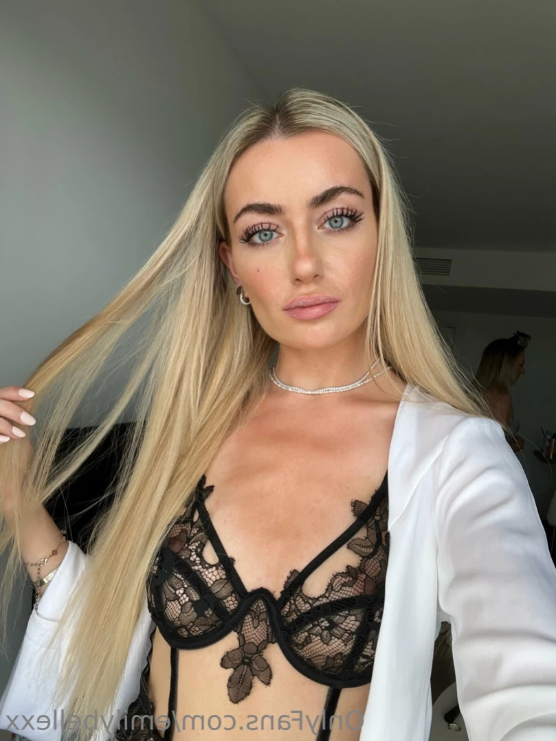 Emily Bellexx [ emilybellexx ] Onlyfans leaked photo 11990435 on Hotleaks.tv