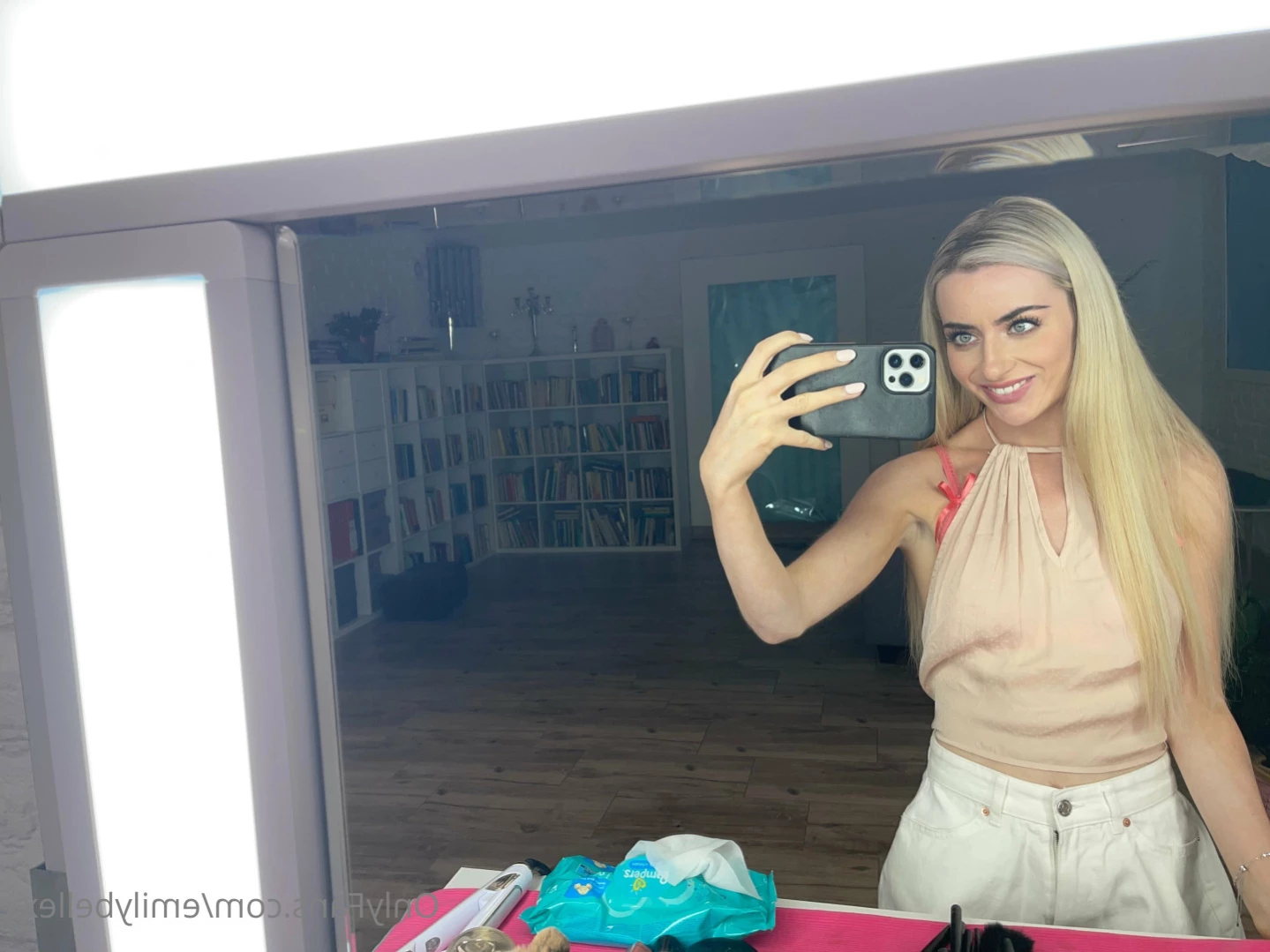 Emily Bellexx [ emilybellexx ] Onlyfans leaked photo 13133505 on Hotleaks.tv