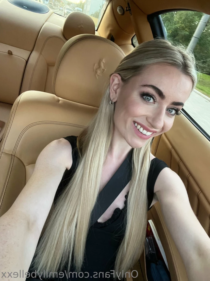 Emily Bellexx [ emilybellexx ] Onlyfans leaked photo 13950942 on Hotleaks.tv