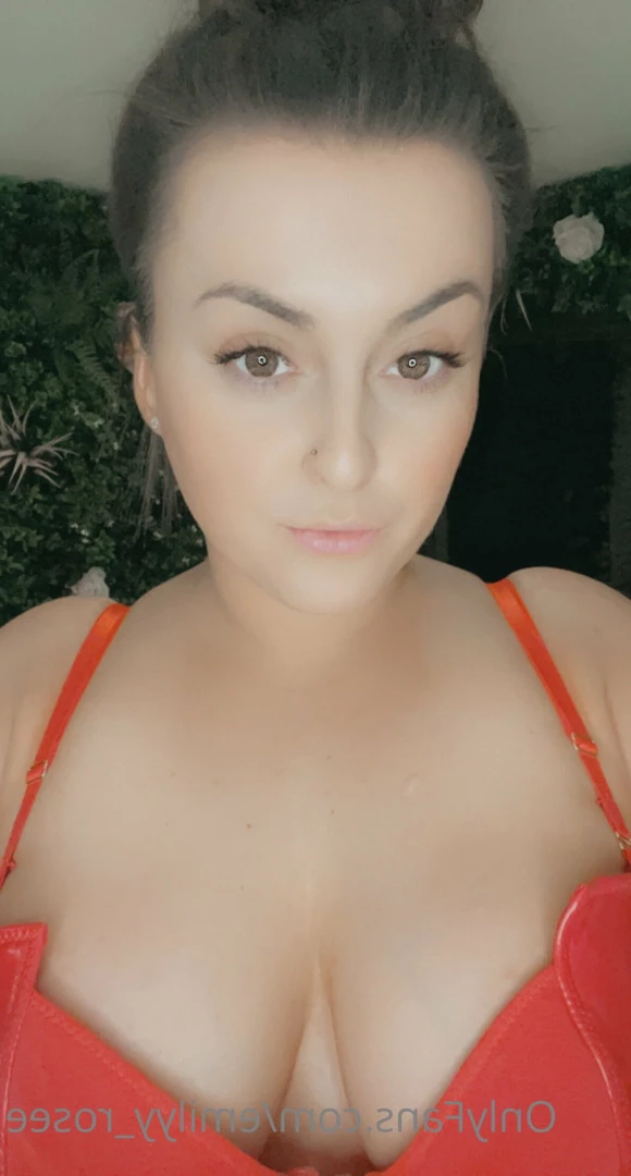 EMILY ROSE 😈SEXT WITH ME! 💦 [ emilyy_rosee ] Onlyfans leaked photo 7495905 on Hotleaks.tv