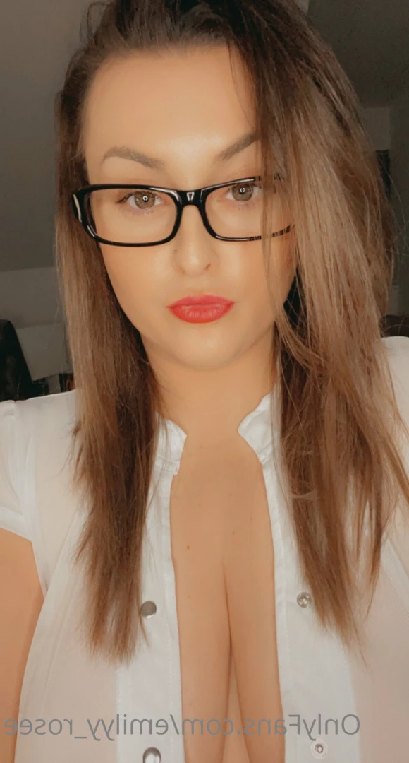 EMILY ROSE 😈SEXT WITH ME! 💦 [ emilyy_rosee ] Onlyfans leaked photo 7496538 on Hotleaks.tv