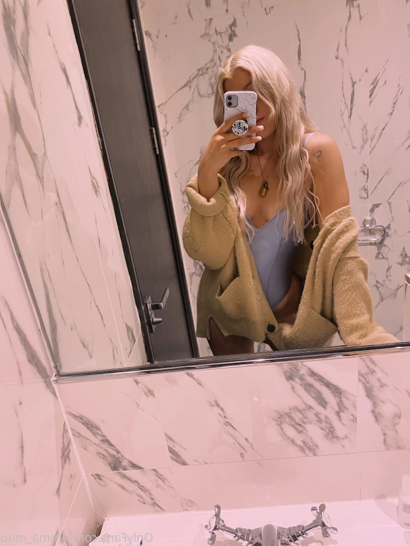 EM 💋 [ emma_moo ] Onlyfans leaked photo 7355767 on Hotleaks.tv