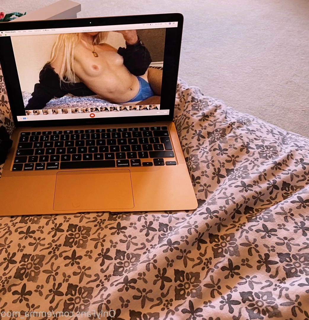 EM 💋 [ emma_moo ] Onlyfans leaked photo 7359306 on Hotleaks.tv