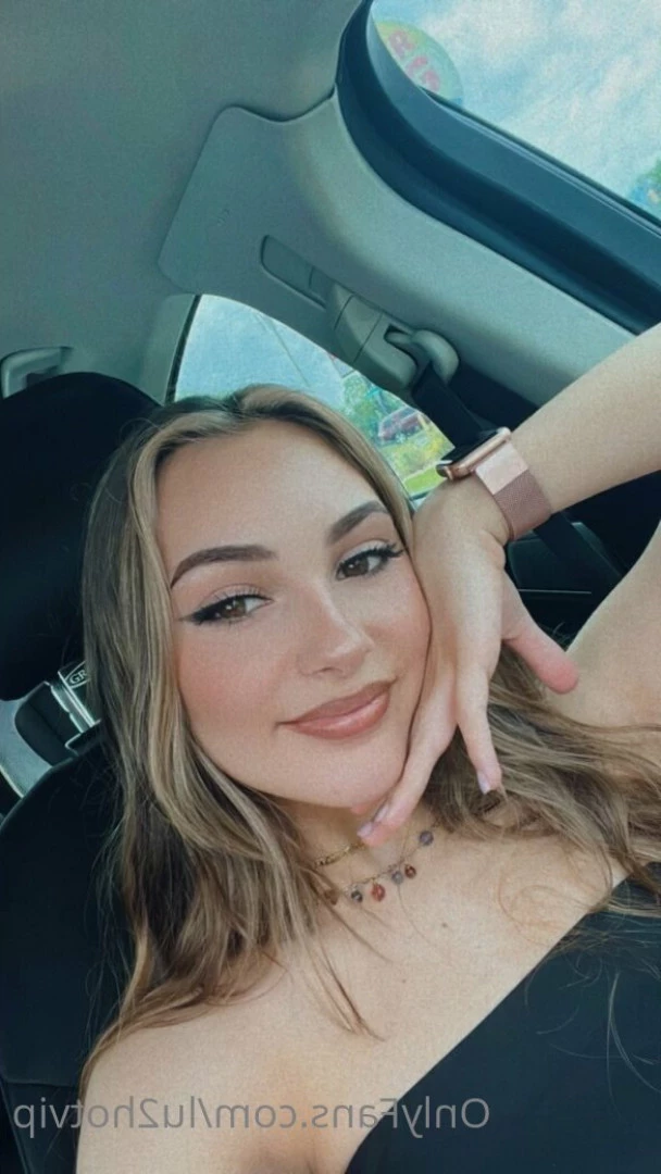 Emma NYU Freshie 😇 [ emmacaulfield18 ] Onlyfans leaked photo 10589095 on Hotleaks.tv