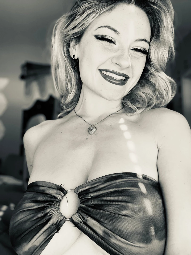 🥜Ethereal Lovebug🥜 [ ethereallovebug ] Onlyfans leaked photo 7322095 on Hotleaks.tv