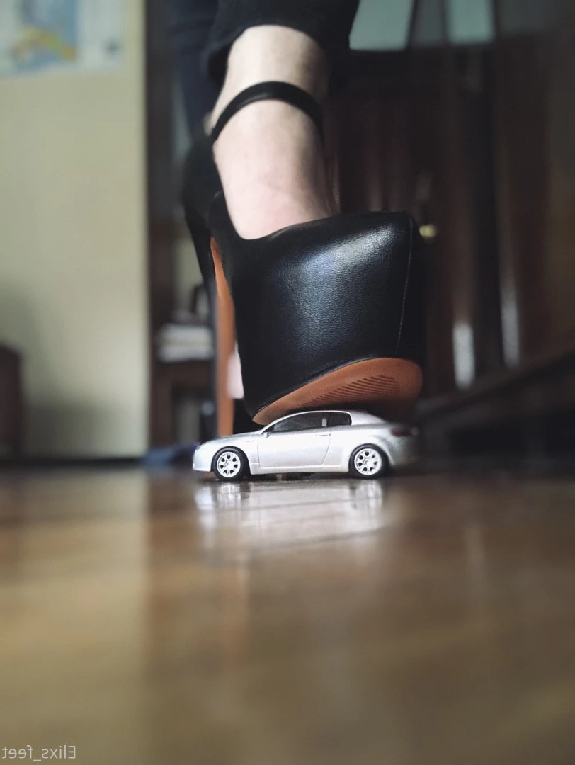 Giantess Elixs [ giantesselixs ] Onlyfans leaked photo 7452811 on Hotleaks.tv