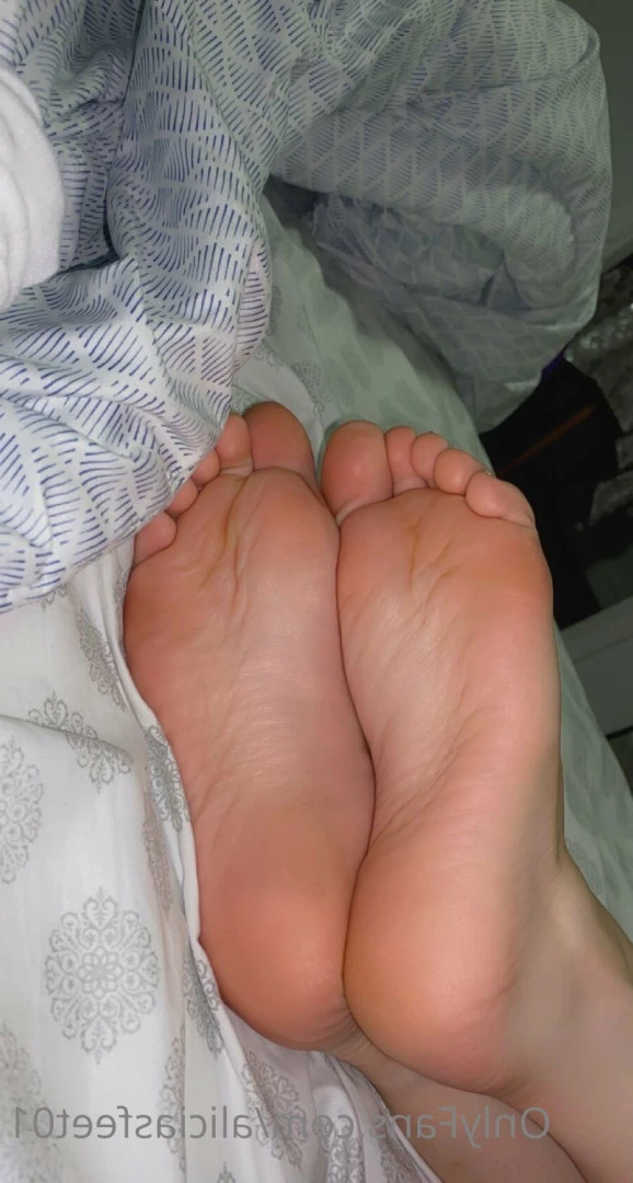 Alicia M [ goddessalicia01 ] Onlyfans leaked photo 7232083 on Hotleaks.tv