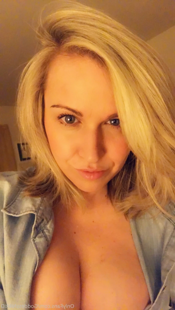 GoddessNikkiD™️ [ goddessnikkid ] Onlyfans leaked photo 7407518 on Hotleaks.tv