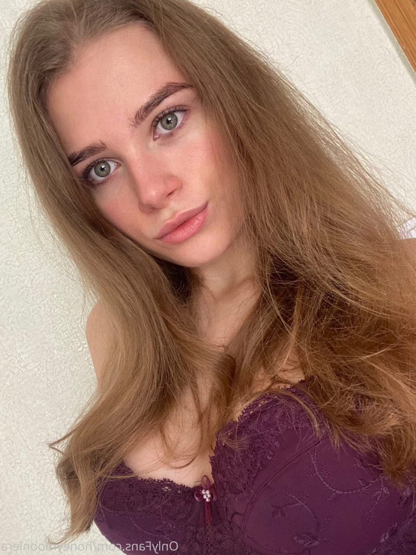 Lera Moon 🌙 [ honeymoonlera ] Onlyfans leaked photo 7426729 on Hotleaks.tv