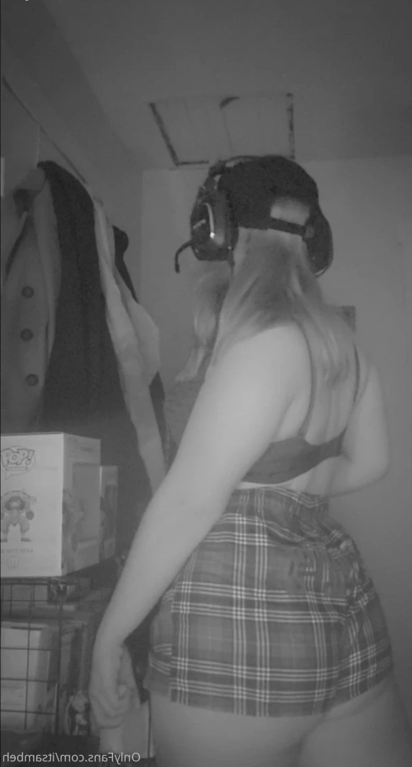 Amby [ itsambeh ] Onlyfans leaked photo 7573044 on Hotleaks.tv