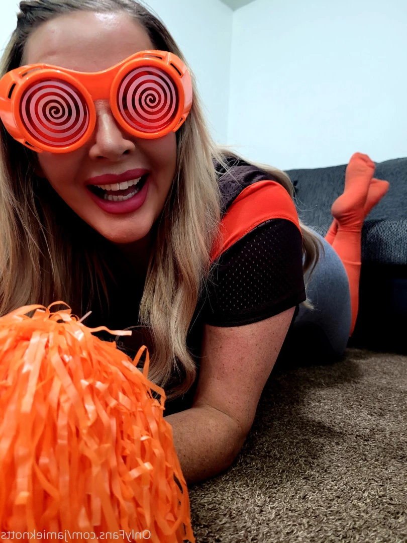 👑Jamie Knotts "The Knotty Bunny" [ jamieknotts ] Onlyfans leaked photo 7558461 on Hotleaks.tv