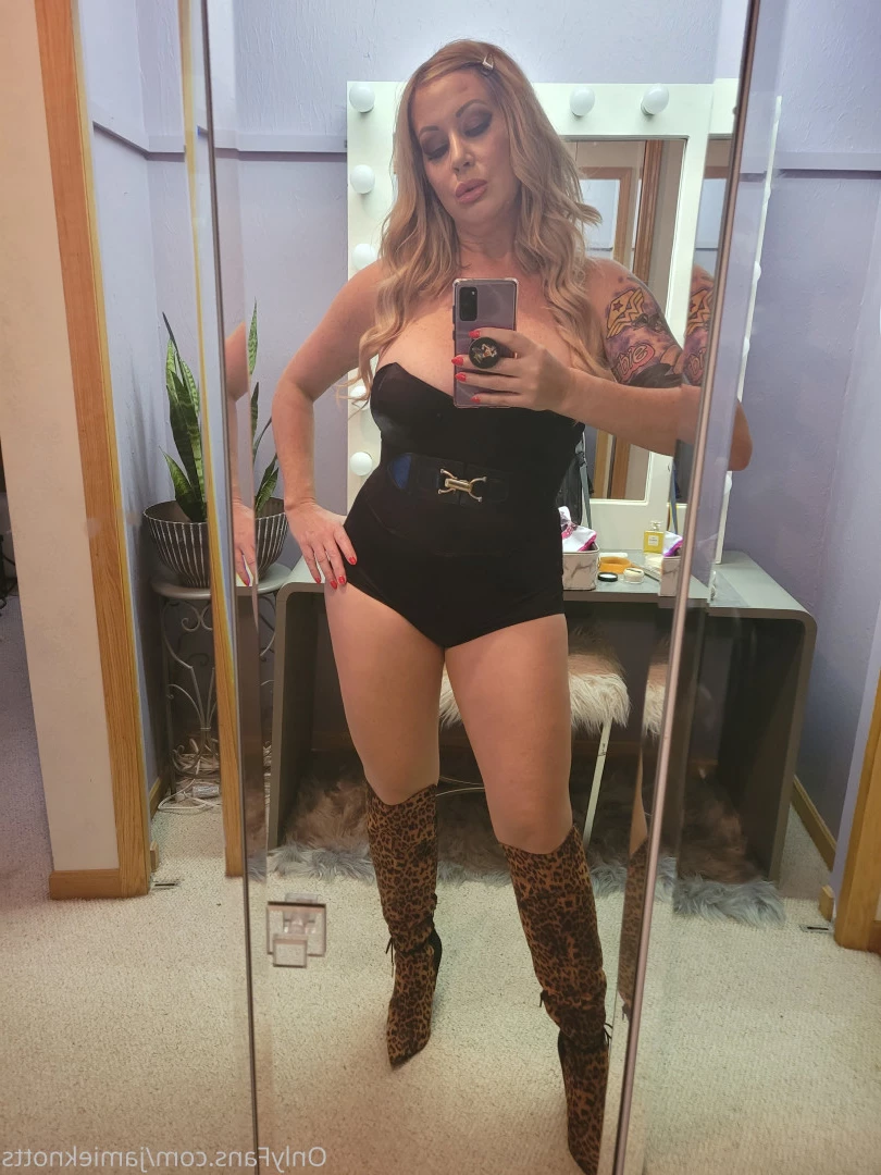 👑Jamie Knotts "The Knotty Bunny" [ jamieknotts ] Onlyfans leaked photo 7561342 on Hotleaks.tv