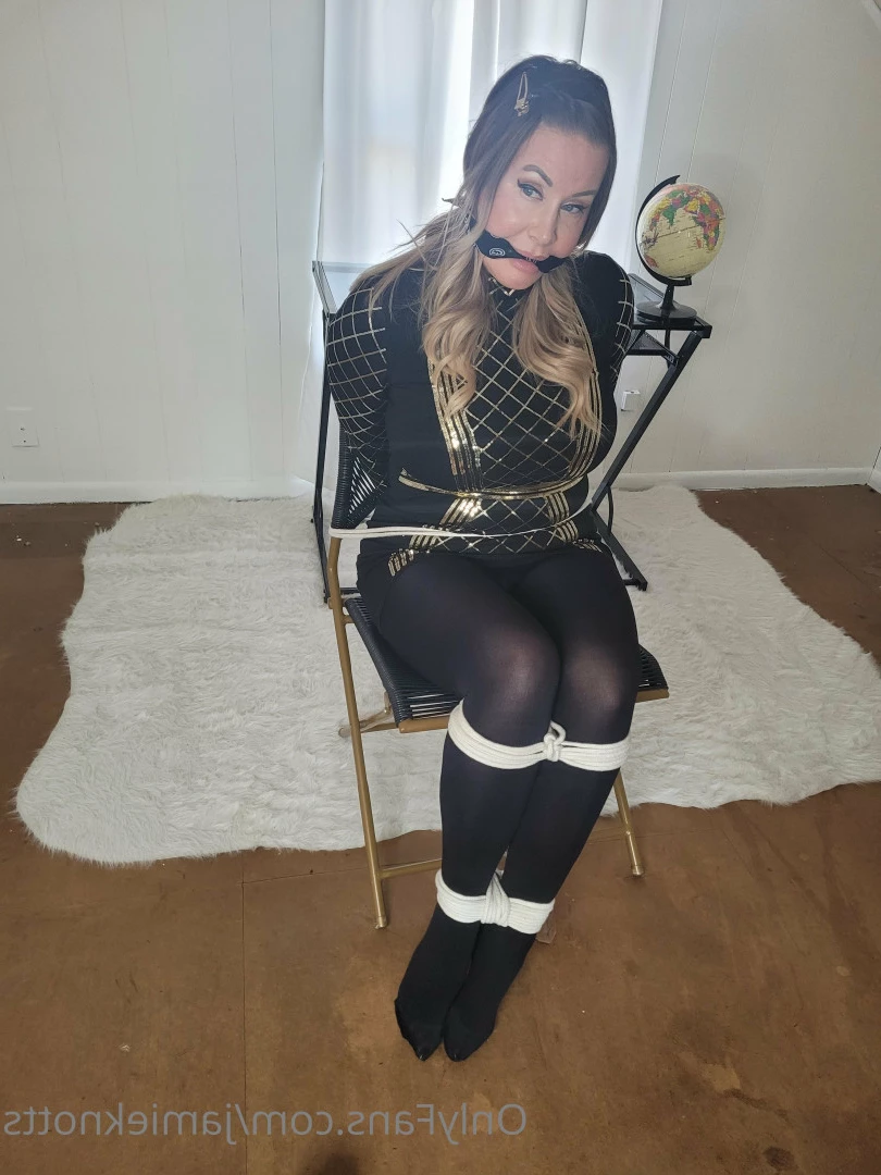 👑Jamie Knotts "The Knotty Bunny" [ jamieknotts ] Onlyfans leaked photo 7564313 on Hotleaks.tv