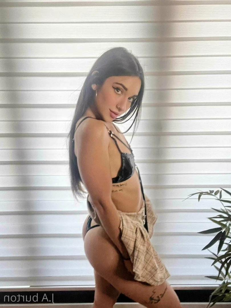 20 Y.o   🌶🦊VIDEOCALL SPICY🌶🦊 [ jesica.burton ] Onlyfans leaked photo 10745417 on Hotleaks.tv