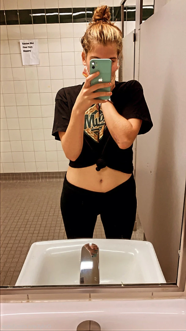 Josie [ josiemcgovernfree ] Onlyfans leaked photo 7336897 on Hotleaks.tv