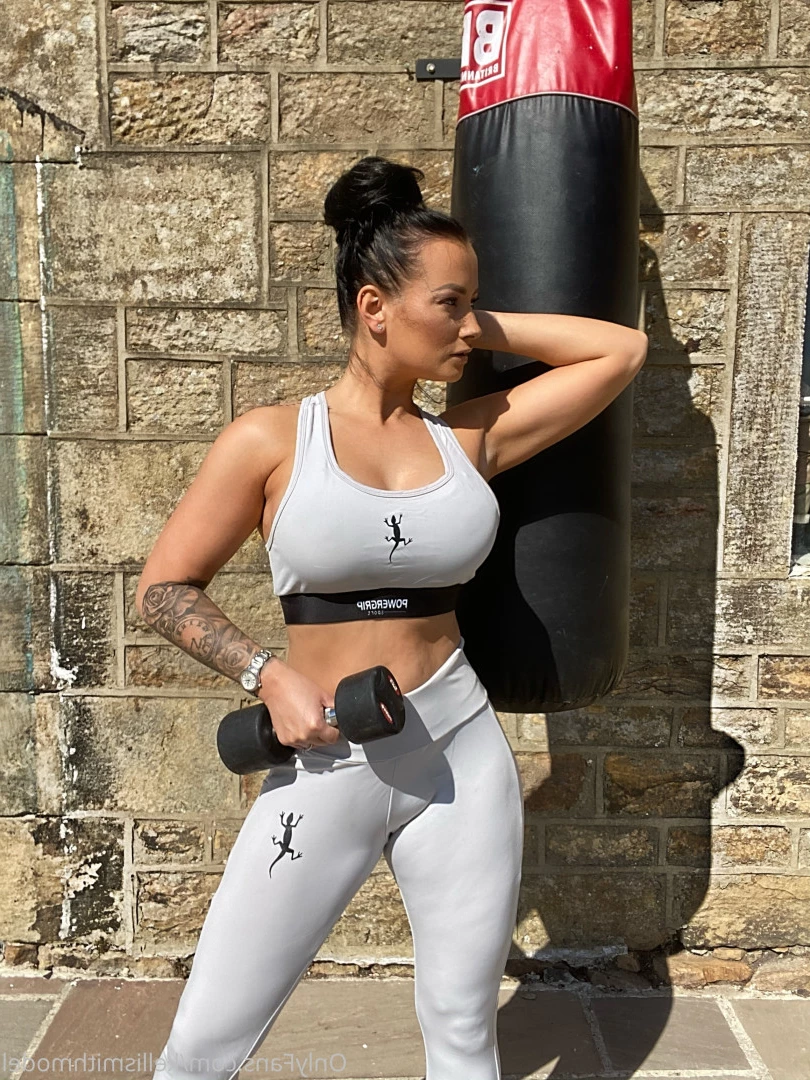 kelliSmith [ kellismithmodel ] Onlyfans leaked photo 7241081 on Hotleaks.tv