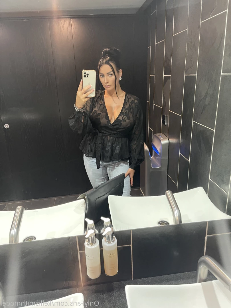 kelliSmith [ kellismithmodel ] Onlyfans leaked photo 7241829 on Hotleaks.tv