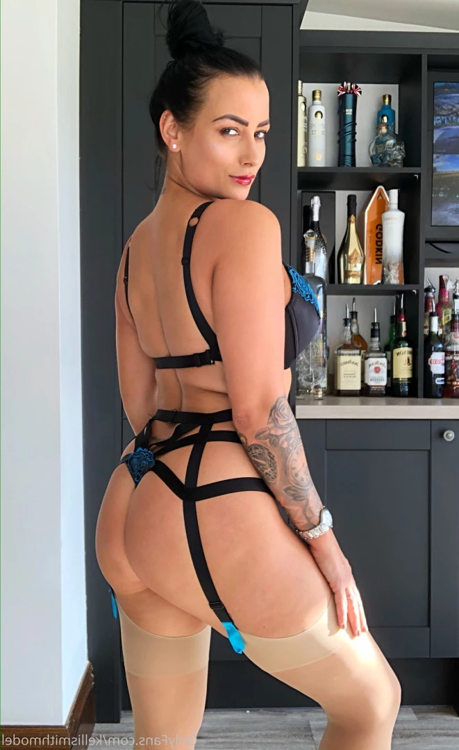 kelliSmith [ kellismithmodel ] Onlyfans leaked photo 7286582 on Hotleaks.tv