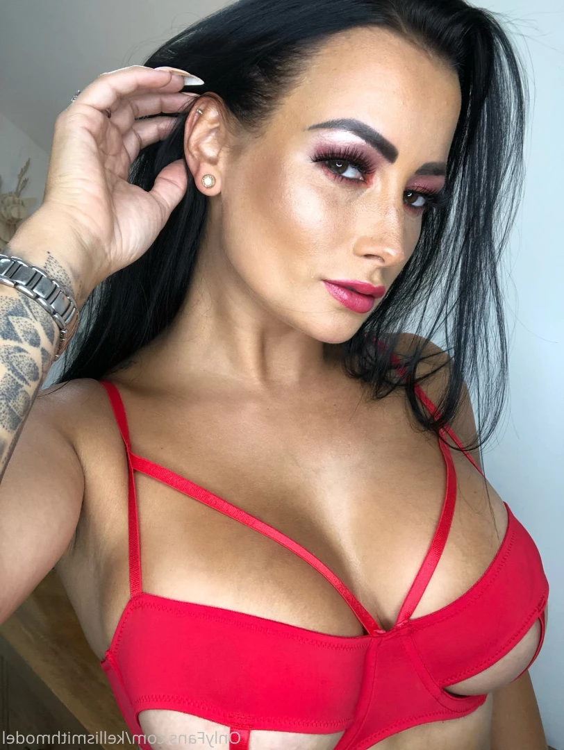 kelliSmith [ kellismithmodel ] Onlyfans leaked photo 7310755 on Hotleaks.tv