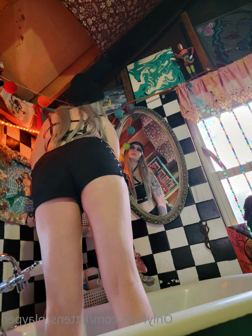 Kitten/Kat🐈🌸 [ kittens_playpen ] Onlyfans leaked photo 6876791 on Hotleaks.tv