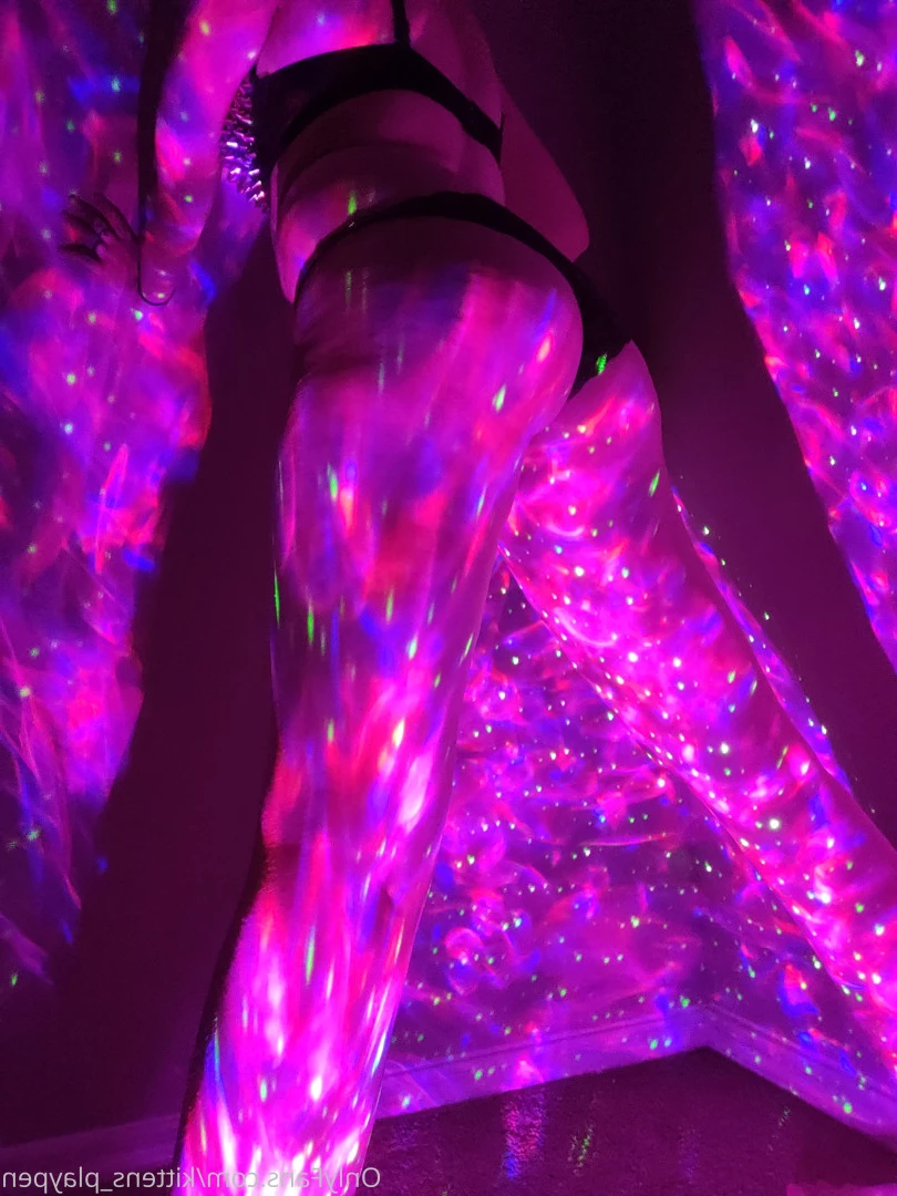 Kitten/Kat🐈🌸 [ kittens_playpen ] Onlyfans leaked photo 10495850 on Hotleaks.tv