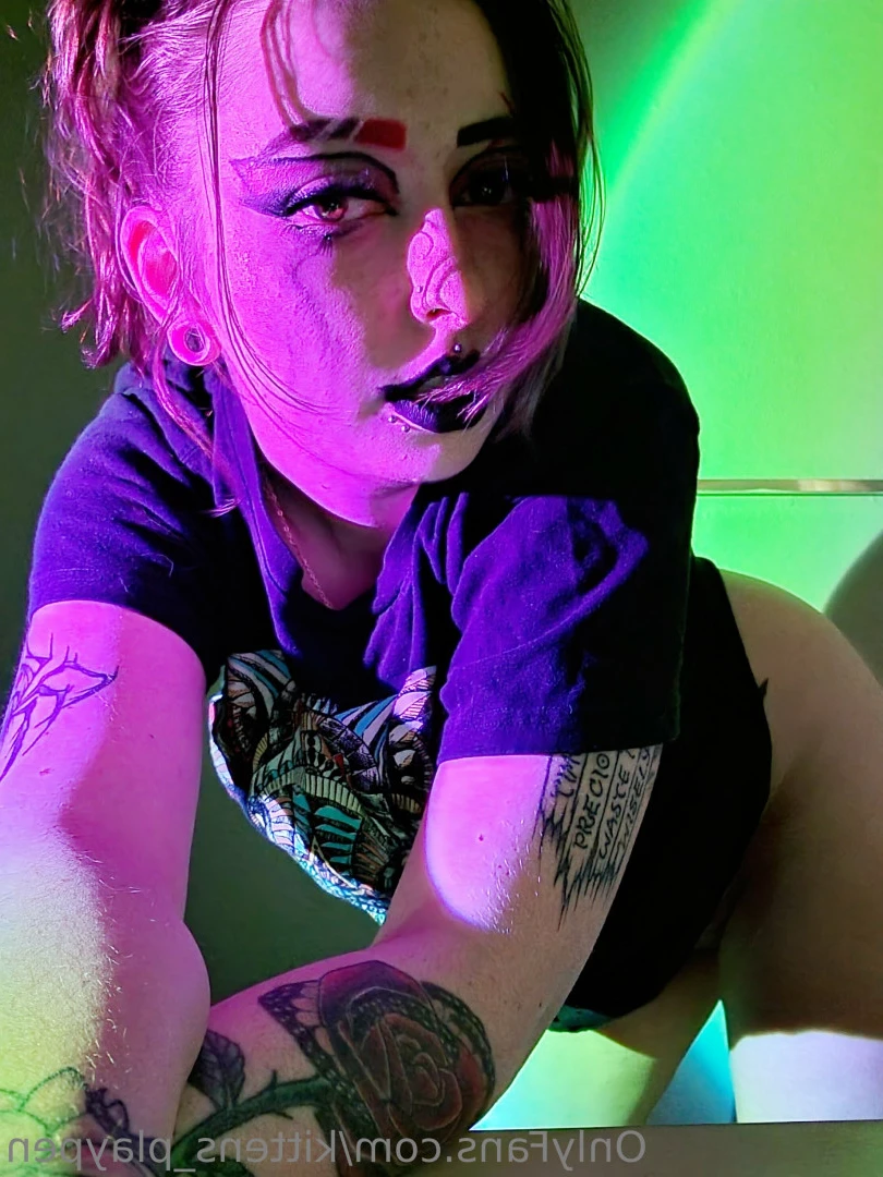 Kitten/Kat🐈🌸 [ kittens_playpen ] Onlyfans leaked photo 10522549 on Hotleaks.tv